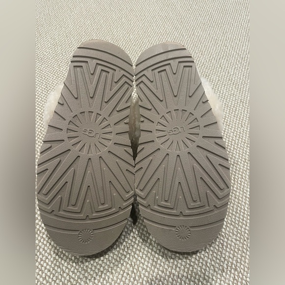 UGG Disquette suede slippers - Picture 13 of 16